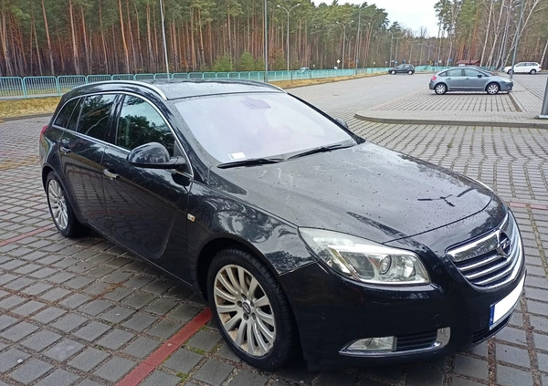 Opel Insignia cena 23500 przebieg: 220000, rok produkcji 2009 z Nowogród Bobrzański małe 37